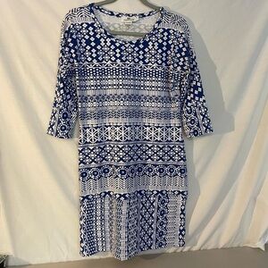 Vineyard vines Blue and White Patterned Dress crew neck 3/4 length sleeve sz S